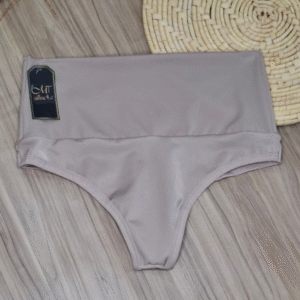 Calcinha modeladora fio / com barbatanas